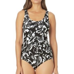 NWT Hurley Black & White Floral Swimsuit